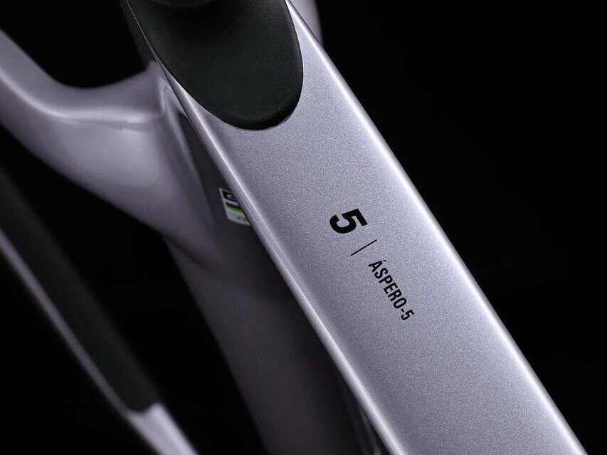 aEHD77h8WN-LVrWm_A5-detail-top-tube groot.jpeg